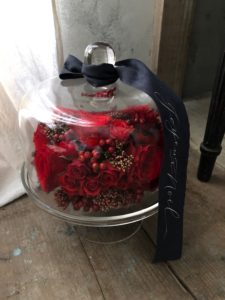 クリスマスアレンジメント　ガラスドーム 岐阜市花屋