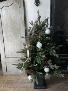 岐阜市花屋　岐阜花屋　花屋　グリーンベール 　グリーンヴェール greenveil　candlestudioMAGIERA　MAGIERA　キャンドル　クリスマスツリー　クリスマス　エストニア